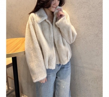 水雕絨拉鍊設計外套